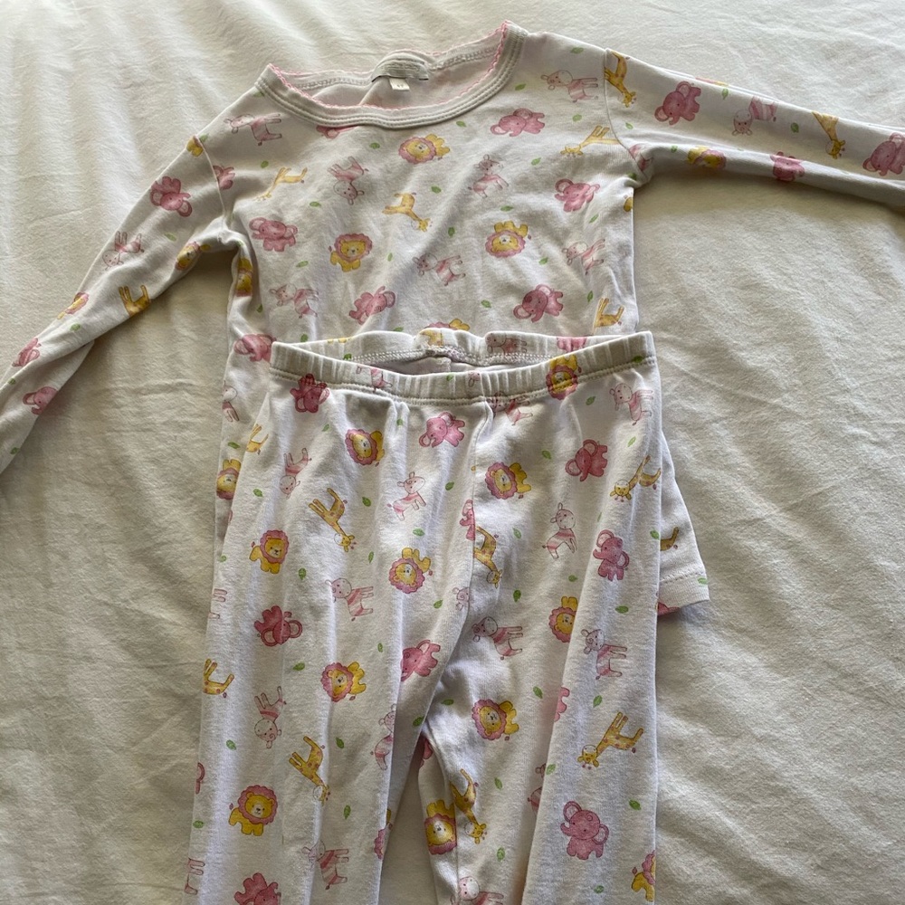 Magnolia pajama size 4T